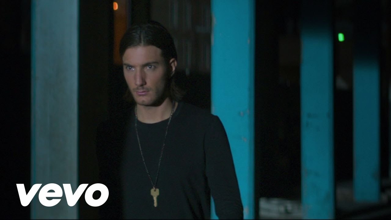 Alesso - Heroes (We Could Be) feat. Tove Lo