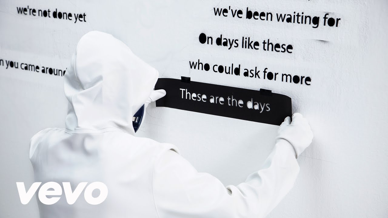 Avicii - The Days feat. Robbie Williams