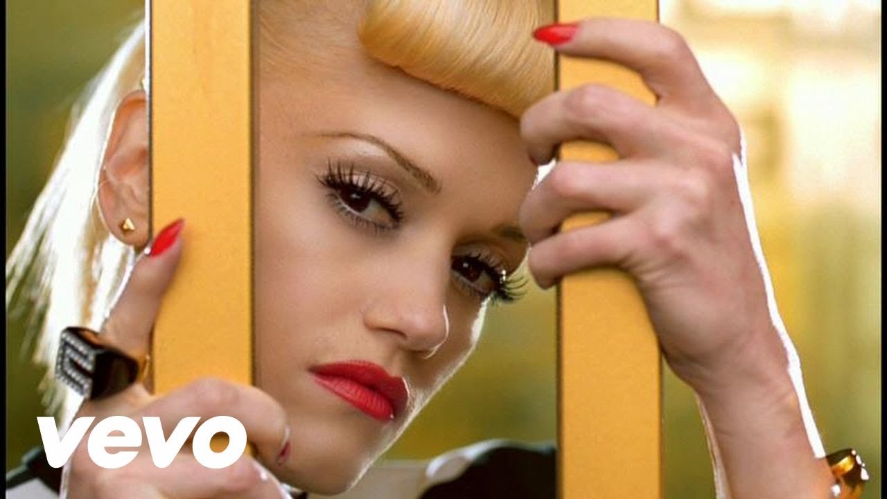 Gwen Stefani - The Sweet Escape feat. Akon