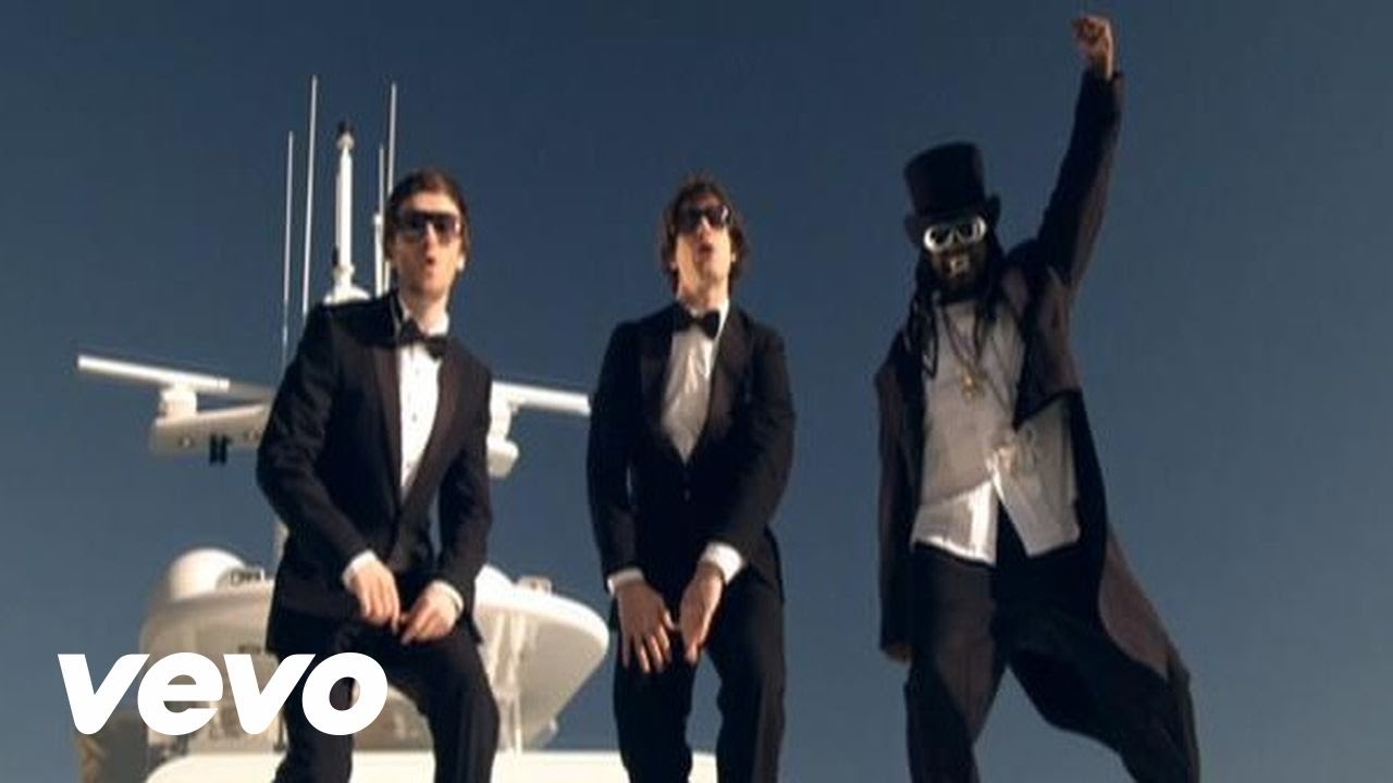 The Lonely Island - I'm On A Boat feat. T-Pain
